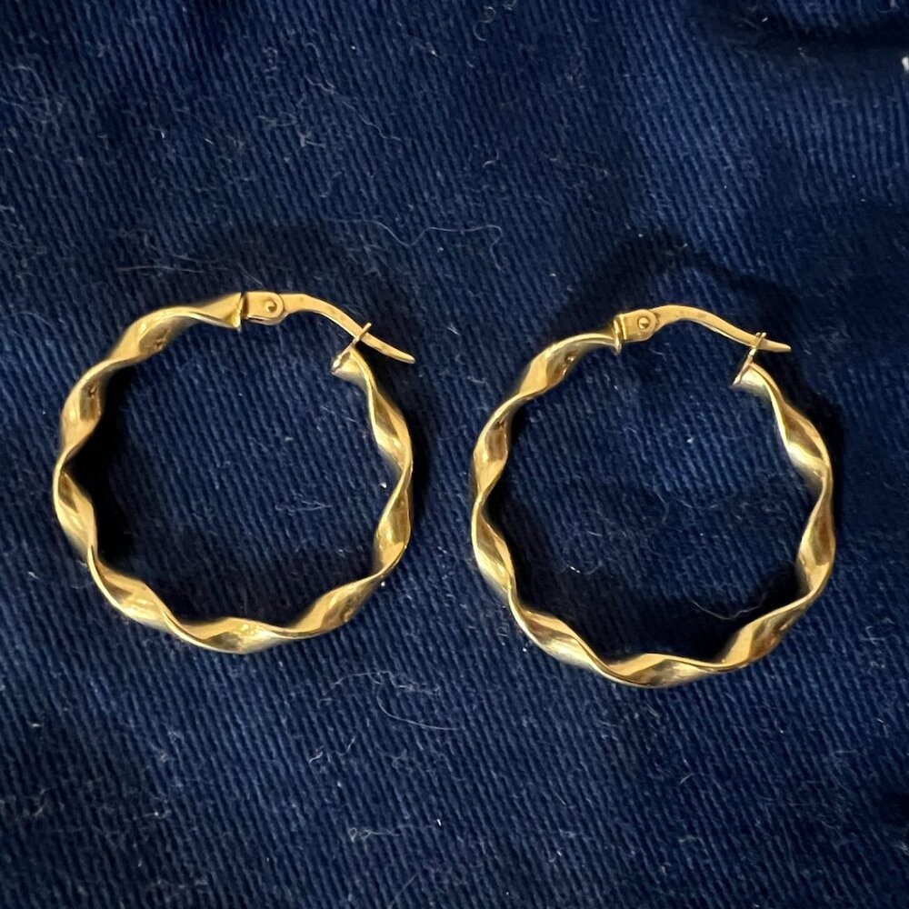 Vintage 14k yellow gold twisted hoop earrings